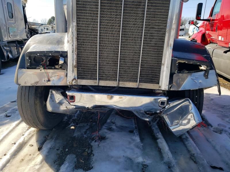 1996 Kenworth W900 Semi Truck