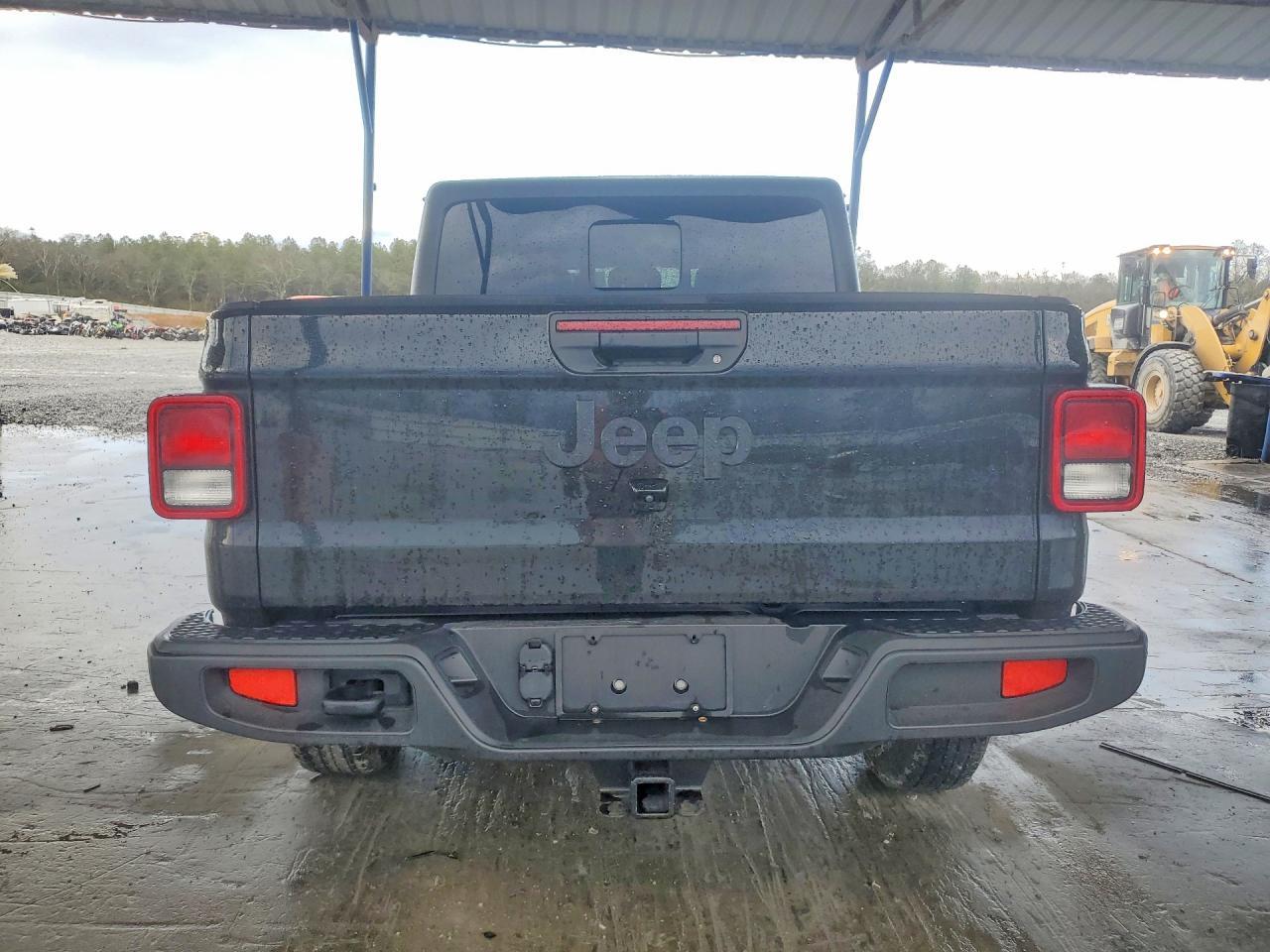 2022 Jeep Gladiator Sport