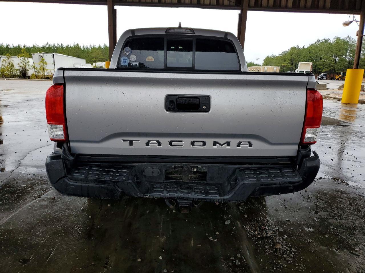 2017 Toyota Tacoma SR5 V6