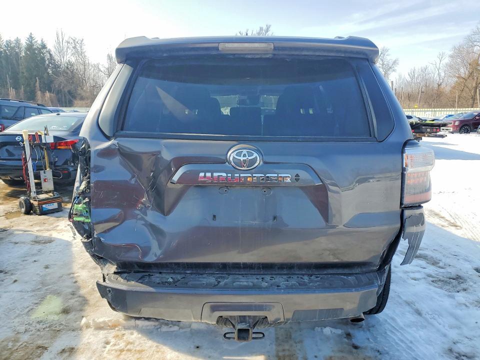 2023 Toyota 4runner SR5