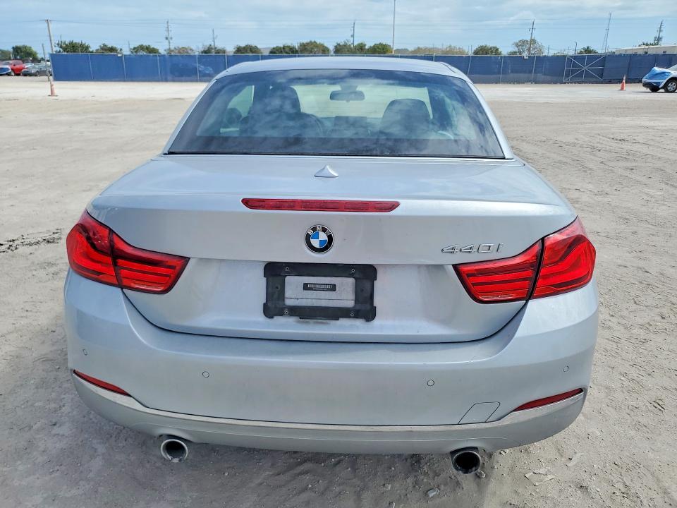 2019 BMW 440i