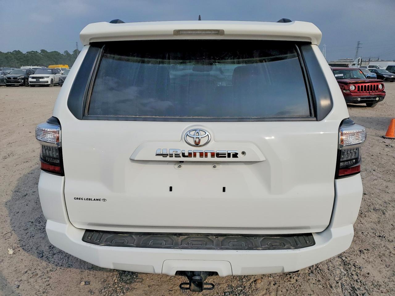2020 Toyota 4runner SR5
