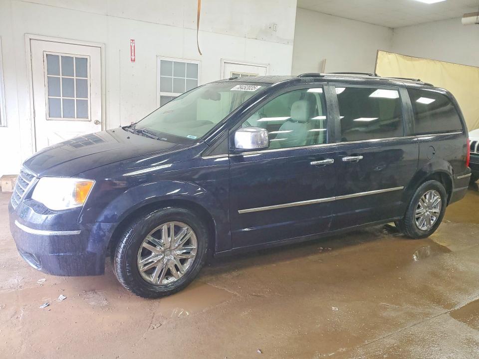 2010 Chrysler Town & Country Limited