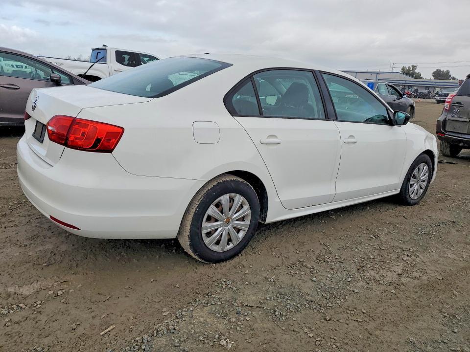 2013 Volkswagen Jetta Base