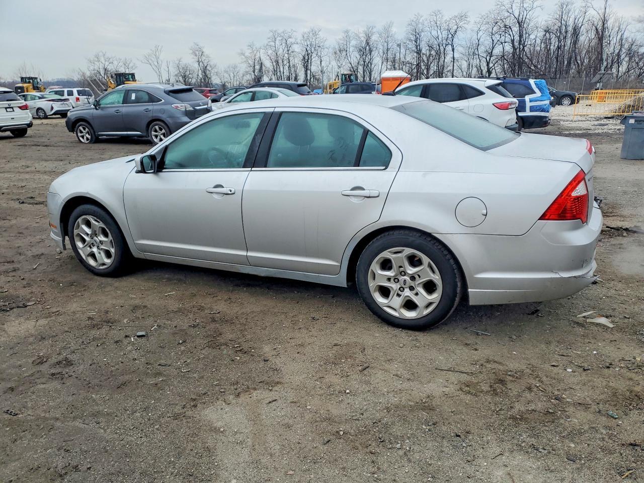 2011 Ford Fusion se