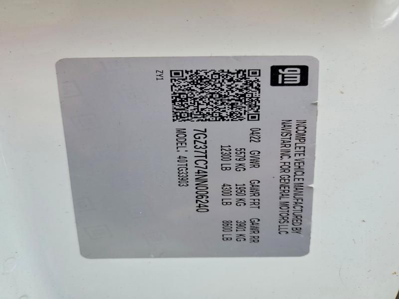 2022 GMC Savana CUT-BOX Truck