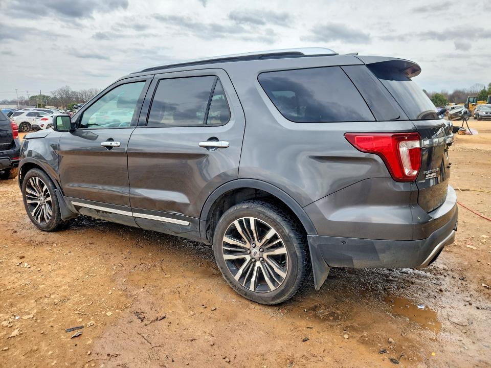 2017 Ford Explorer Platinum