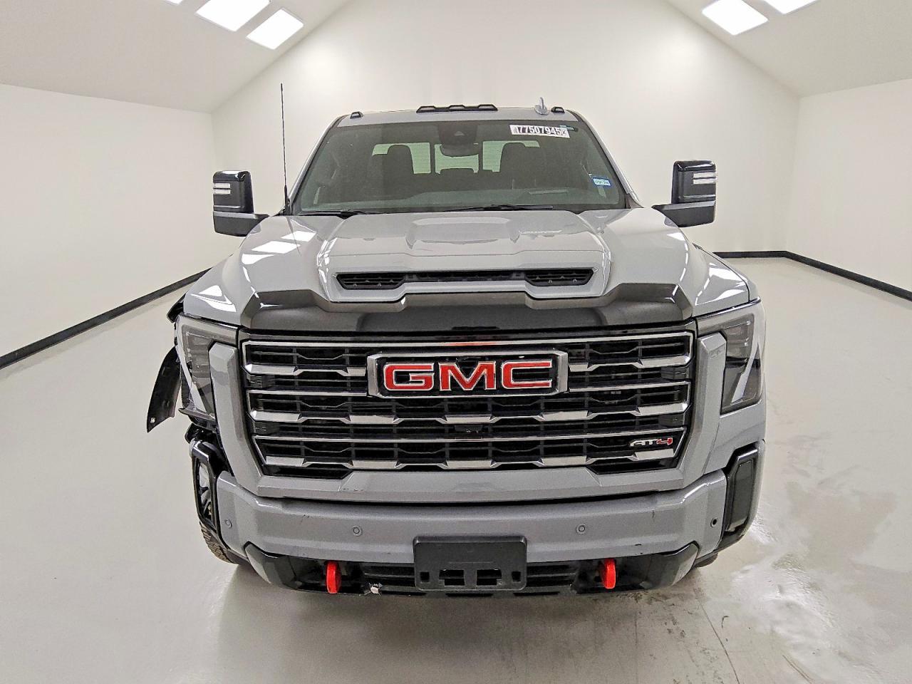 2025 GMC Sierra K2500 AT4