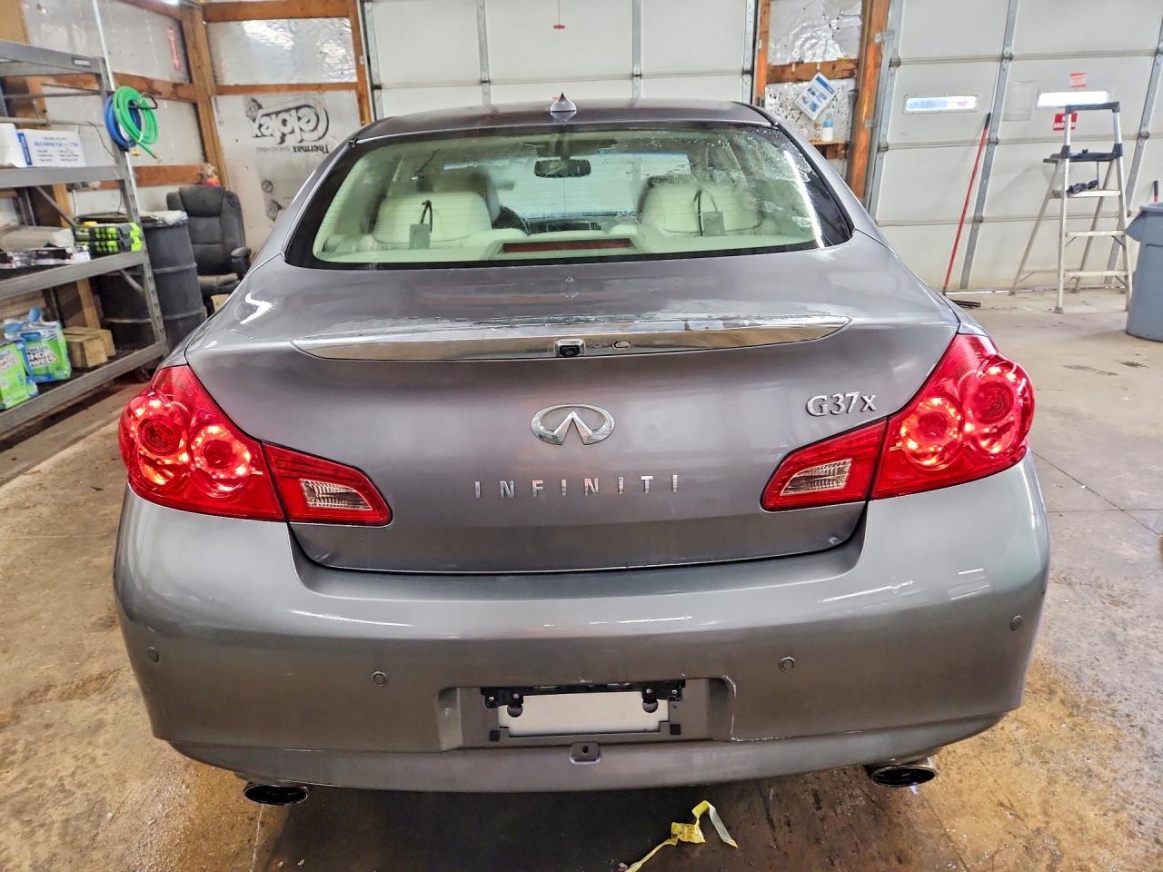 2013 Infiniti G37
