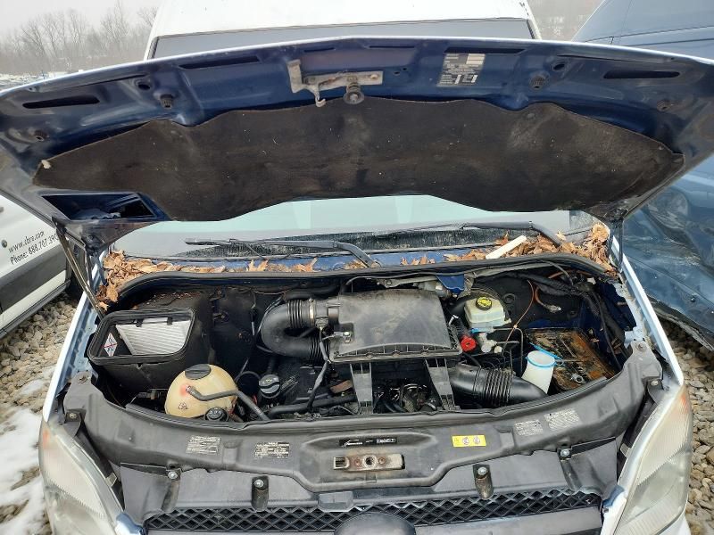 2011 Mercedes-Benz 2011 Mercedes Benz Sprinter 2500 Delivery van