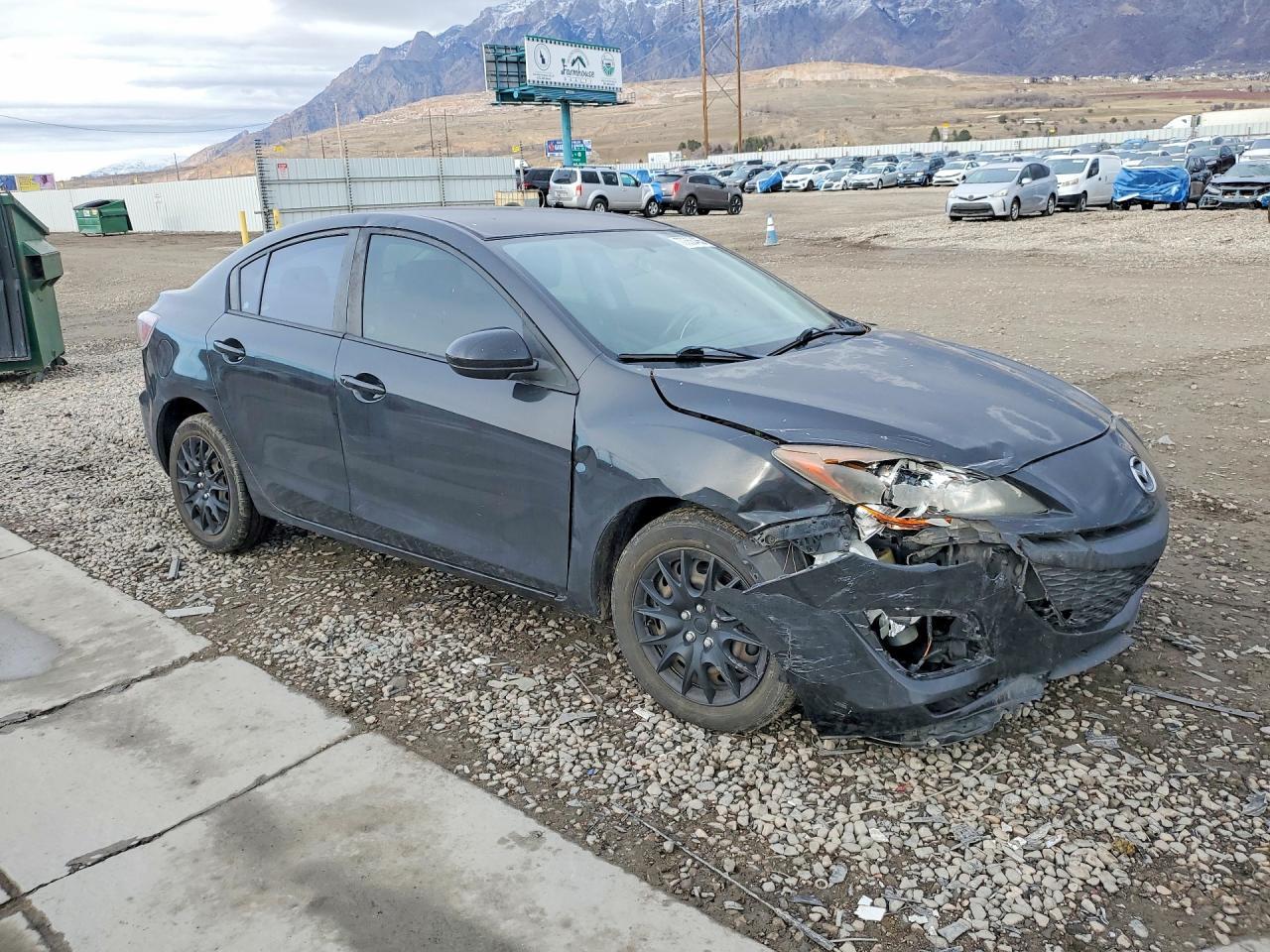 2011 Mazda 3 I