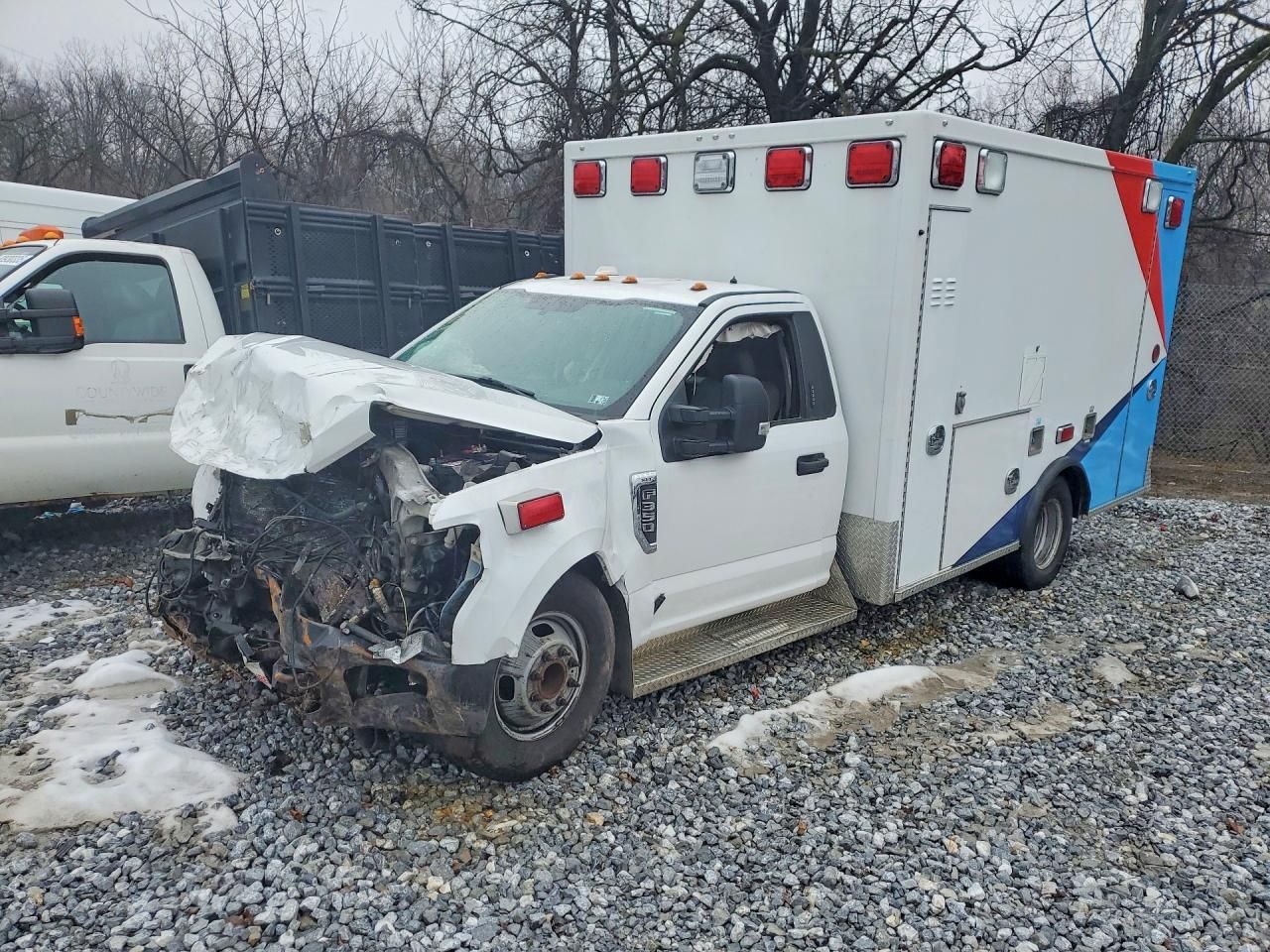 2019 Ford F-350-Ambulance
