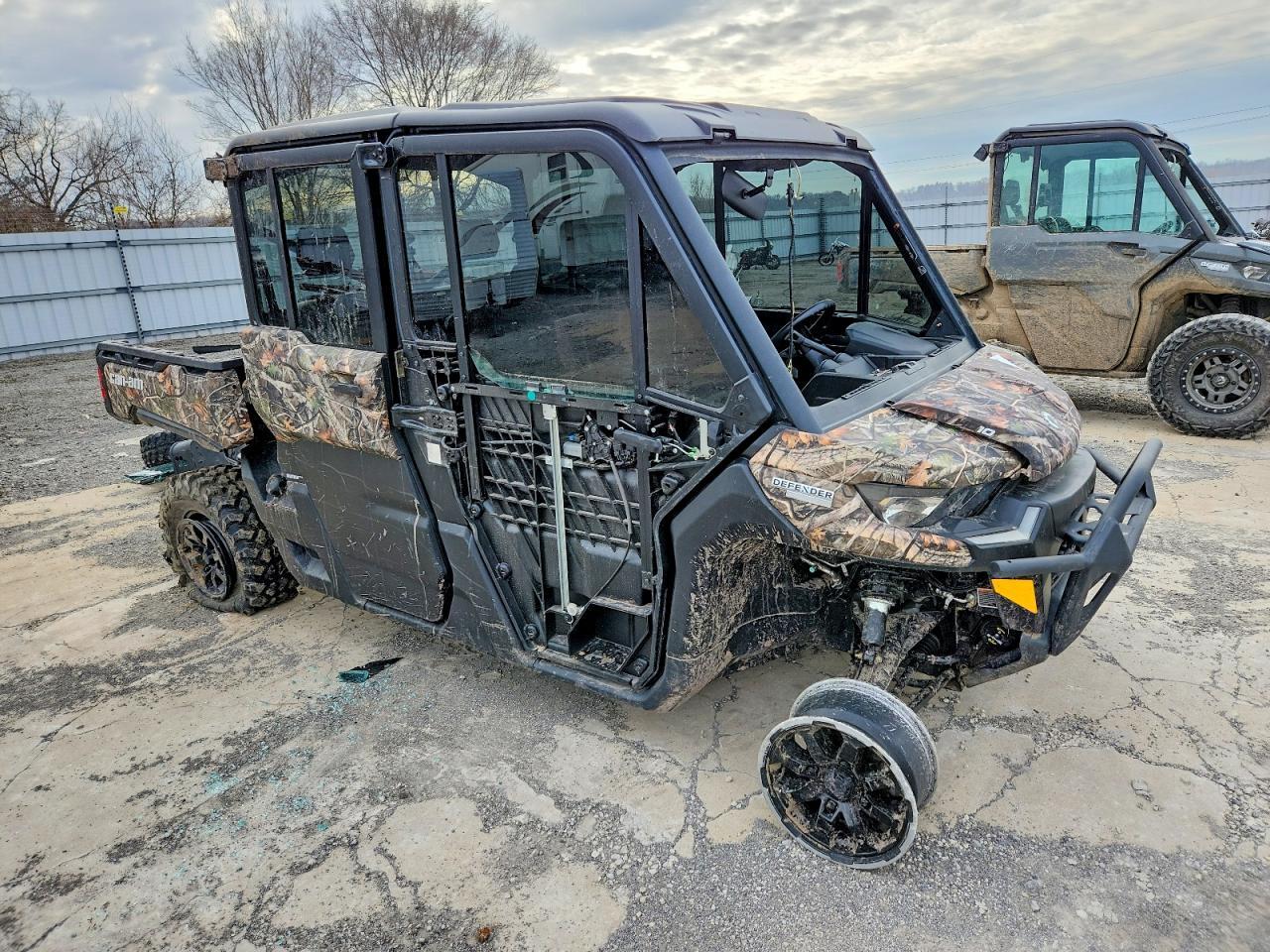 2024 Can-Am Defender Utility Vehicle