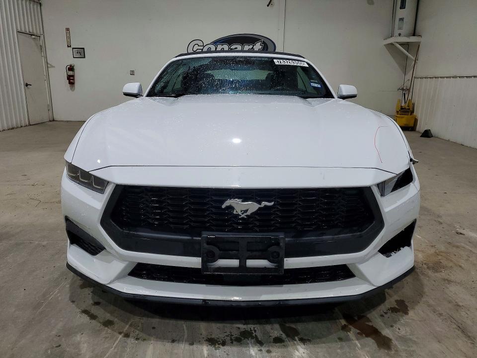 2025 Ford Mustang lx