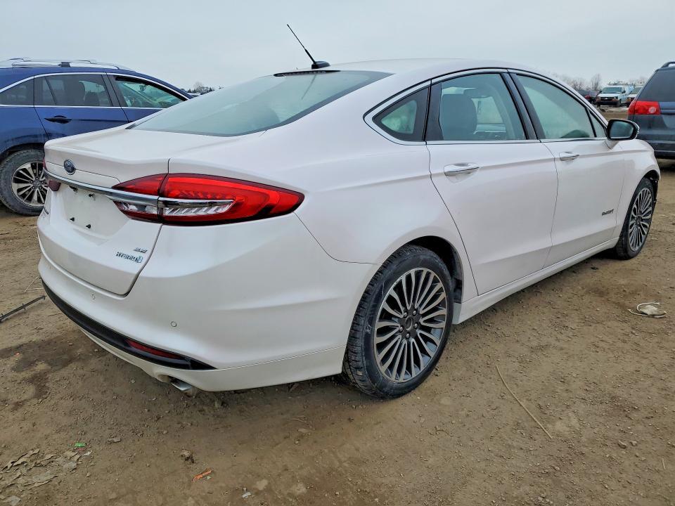 2018 Ford Fusion se Hybrid