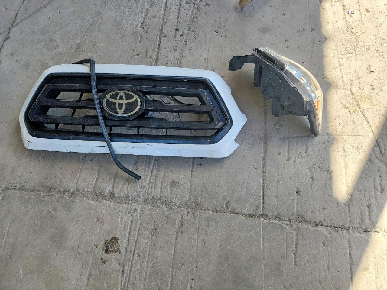 2021 Toyota Tacoma SR