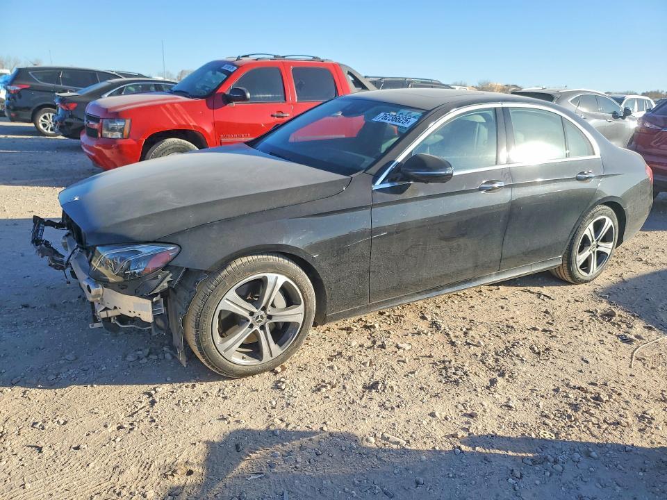 2017 Mercedes-Benz E 300