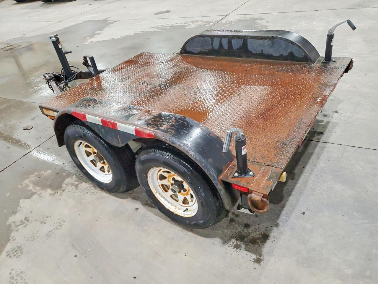 1999 Trail King Trailer