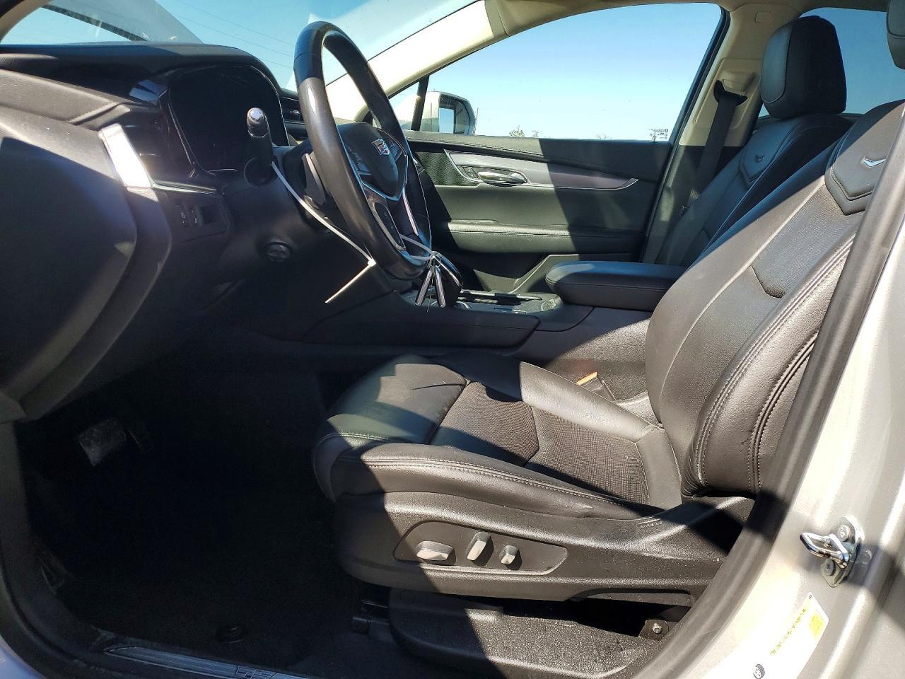 2019 Cadillac XT5 Premium Luxury