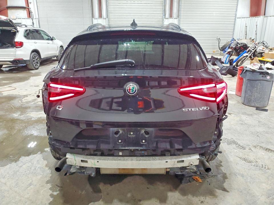 2019 Alfa Romeo Stelvio ti