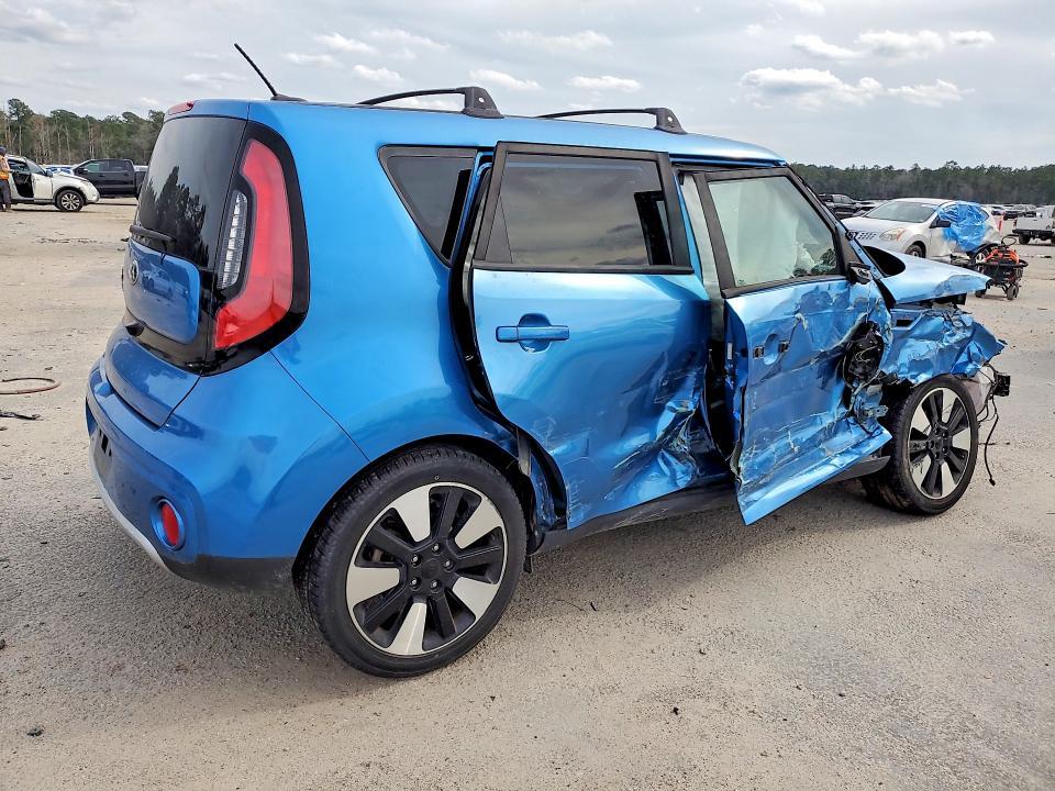 2017 KIA Soul +