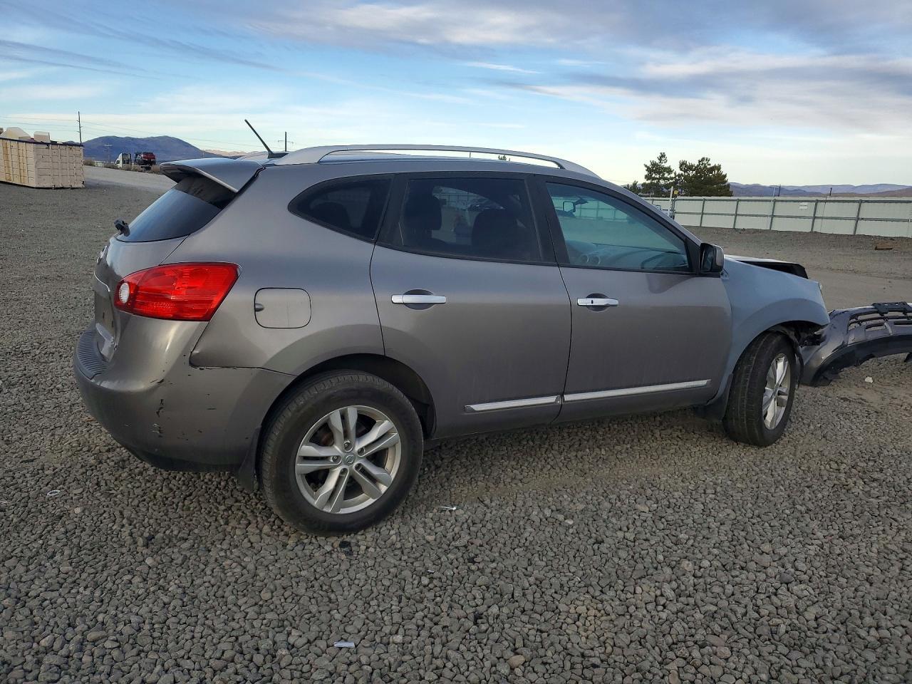 2013 Niss Rogue