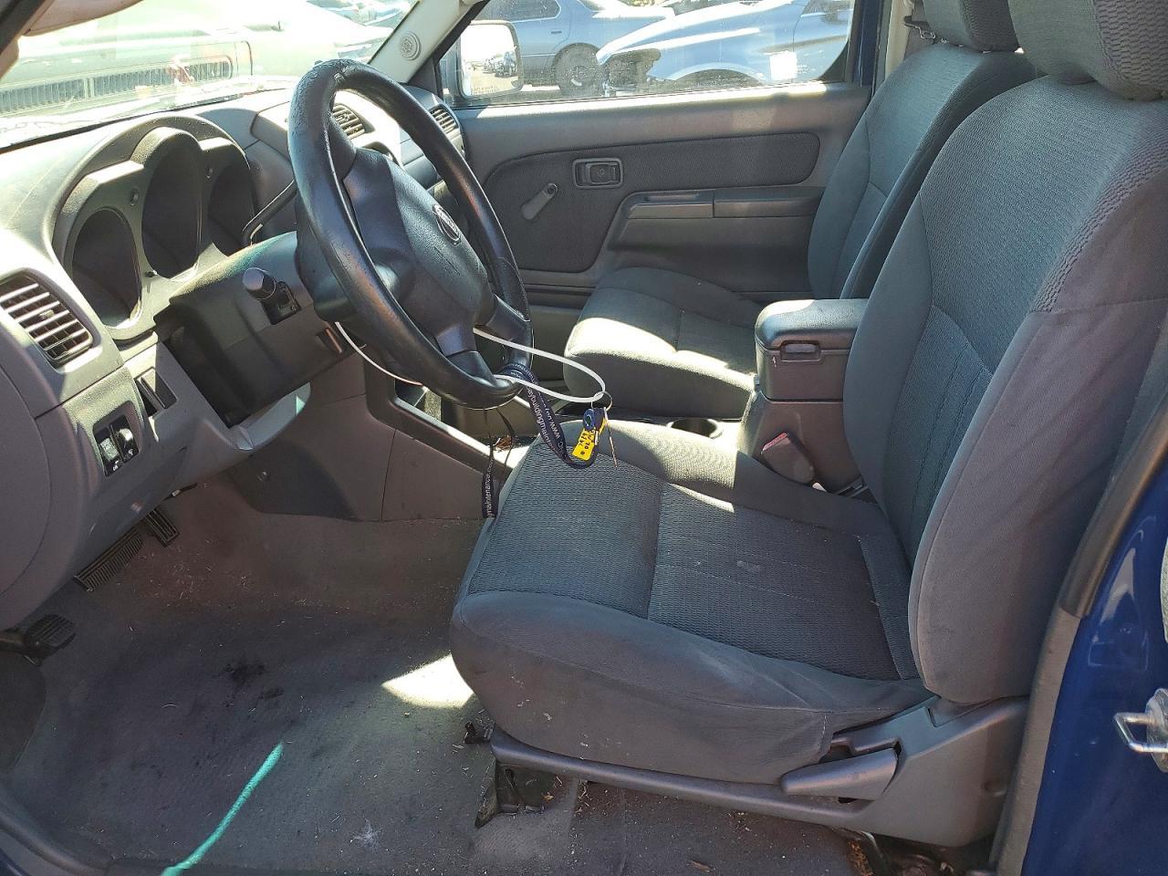 2002 Nissan Frontier Standard