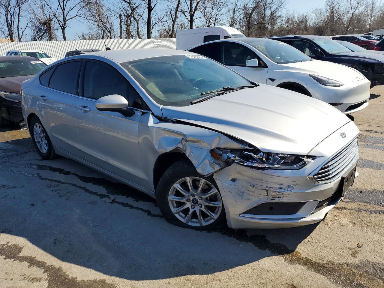 2017 Ford Fusion s