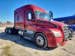 Salvage cars for sale from Copart Grand Prairie, TX: 2020 Freigliner 2020 Freightliner Cascadia 1-Semi Truck
