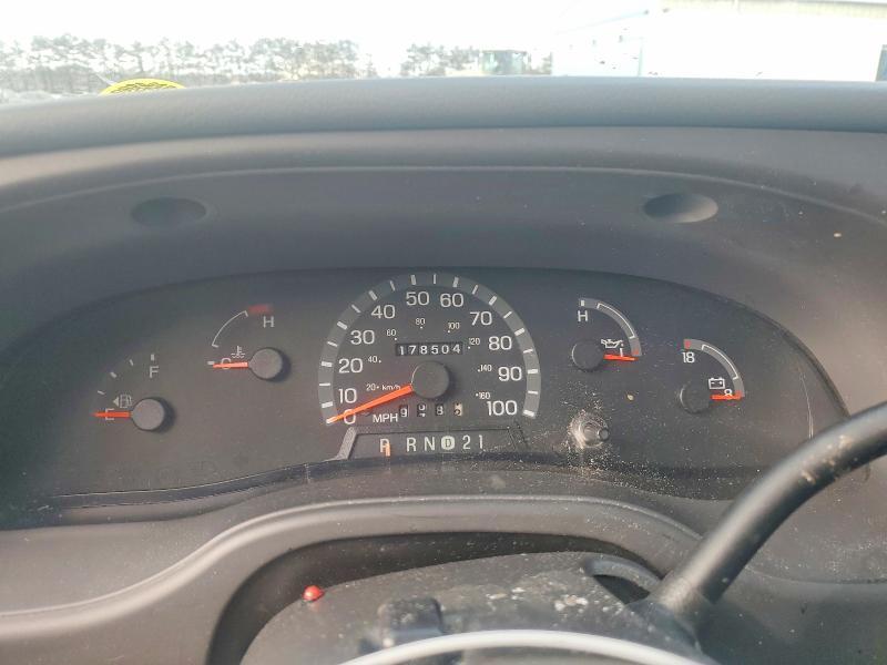 2003 Ford Econoline E350 Super Duty Wagon