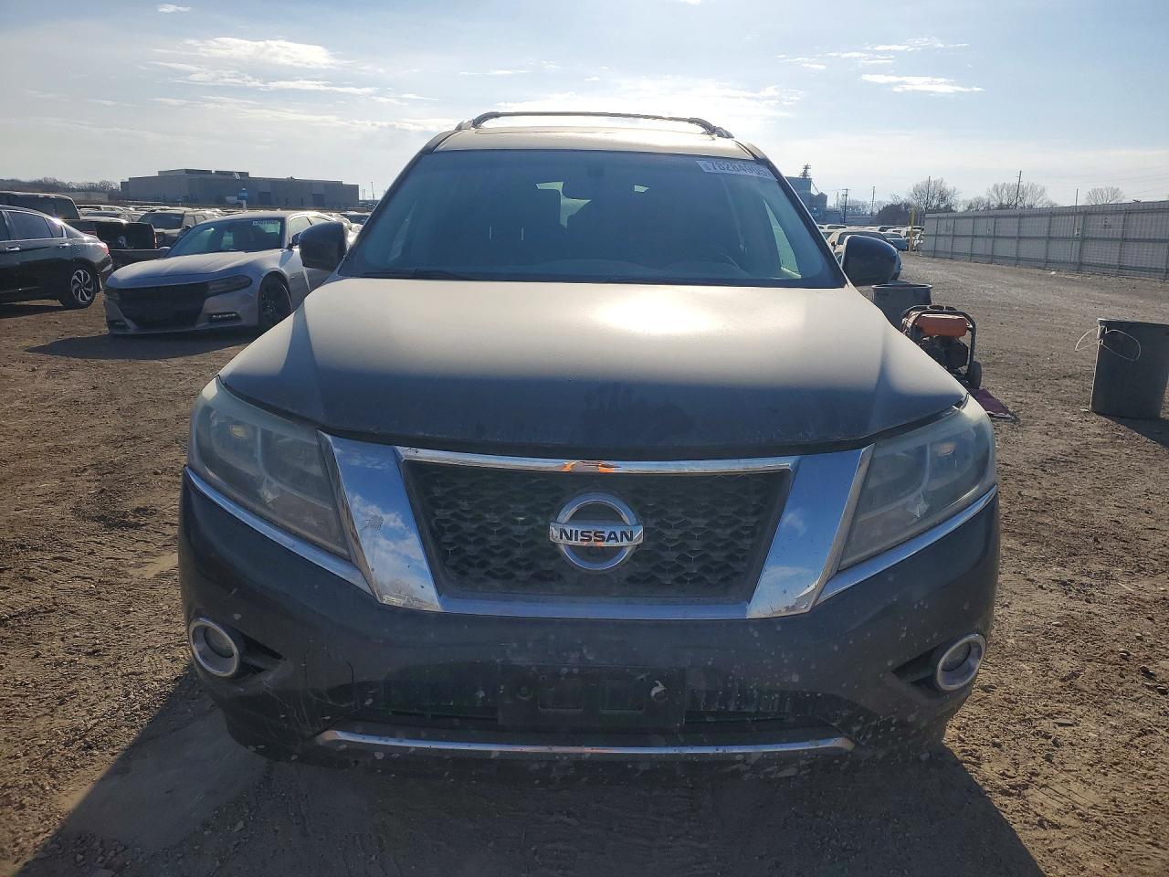 2015 Nissan Pathfinder s