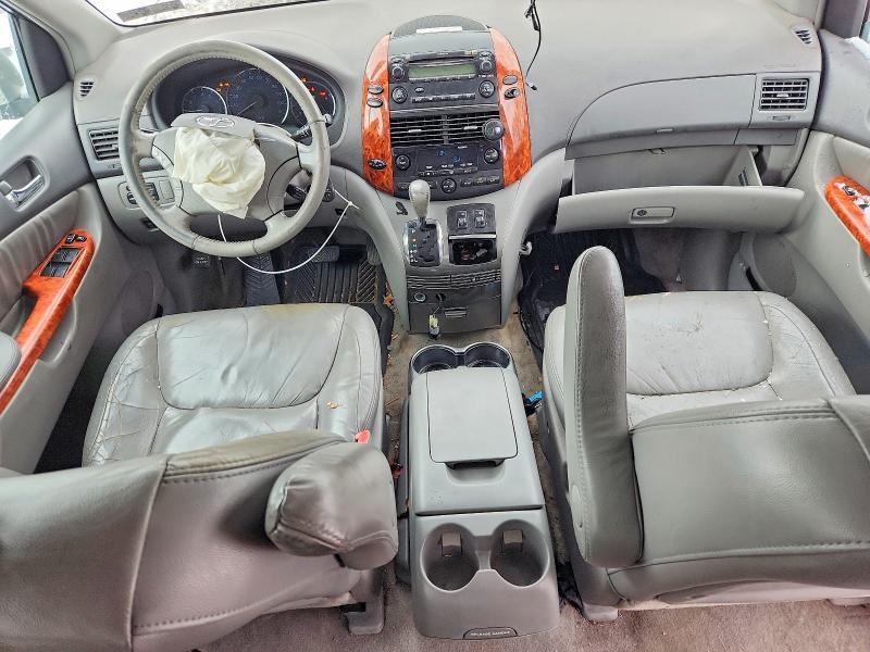 2007 Toyota Sienna xle 7-passenger