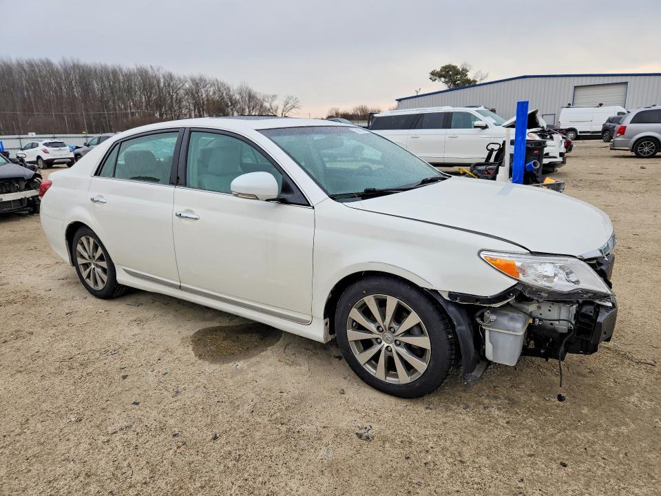 2011 Toyota Avalon Base