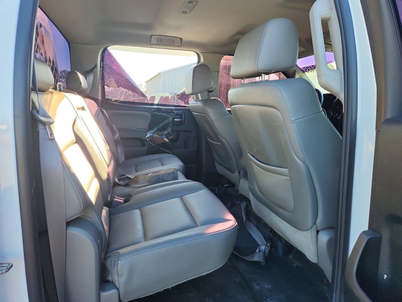 2015 Chevrolet Silverado Flatbed Truck
