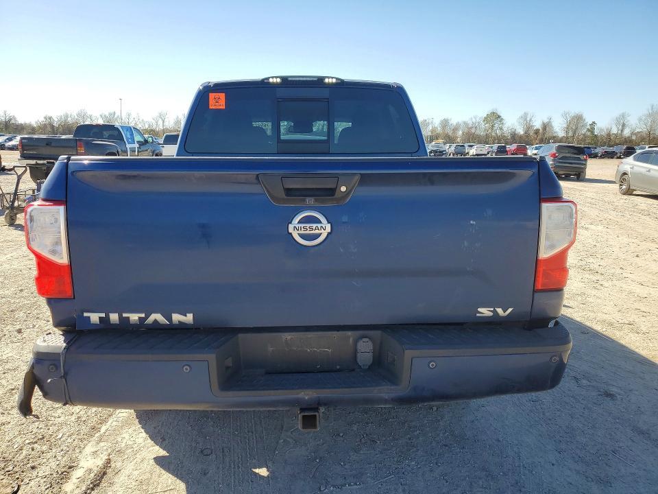 2018 Nissan Titan SV
