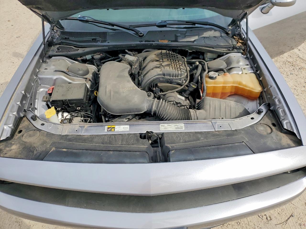 2015 Dodge Challenger sxt