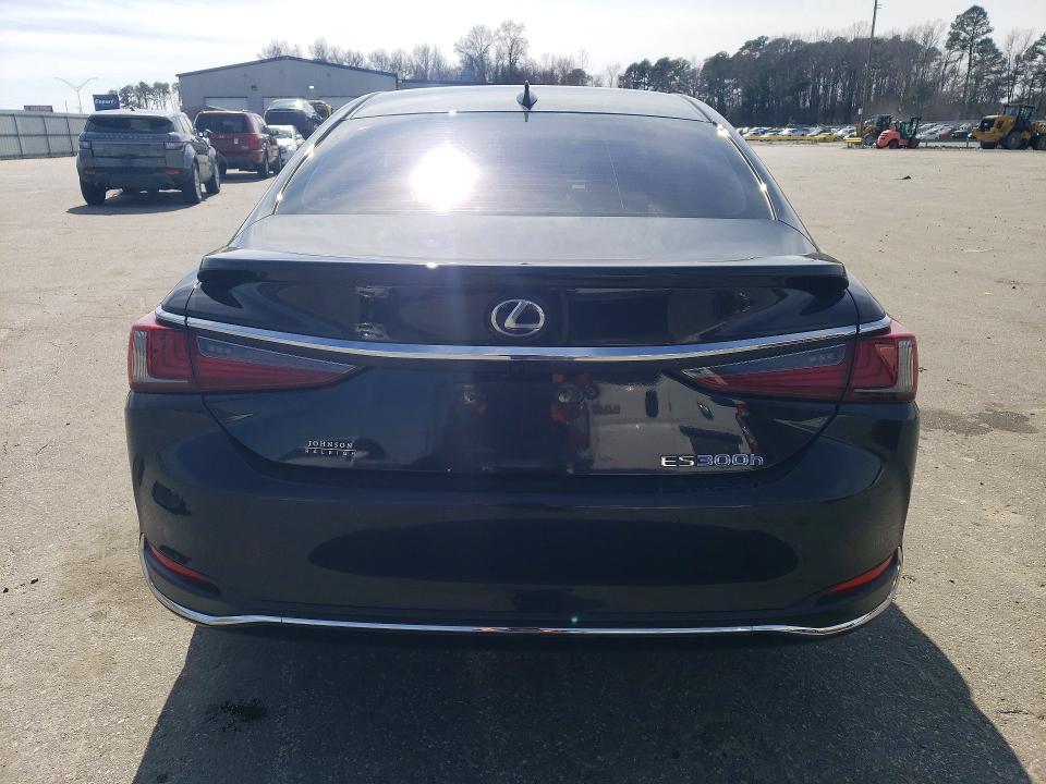 2020 Lexus Es 300h Base