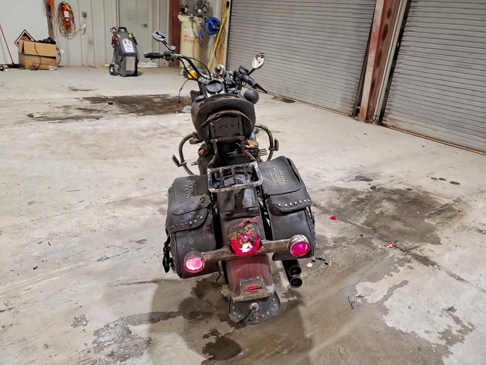 2004 Harley-Davidson Flstc