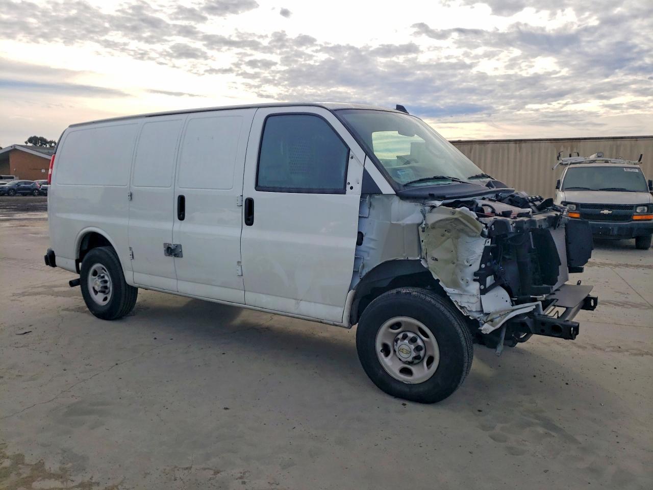 2024 Chevrolet Express 2500 Delivery Van