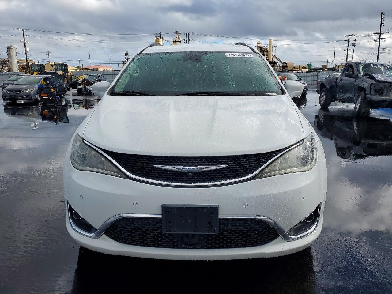 2017 Chrysler Pacifica Touring l Plus