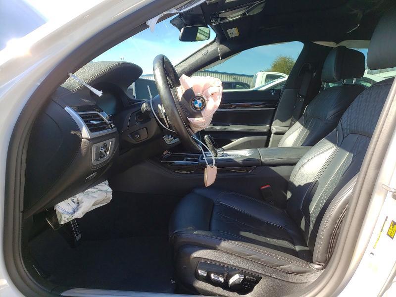 2021 BMW 740 i