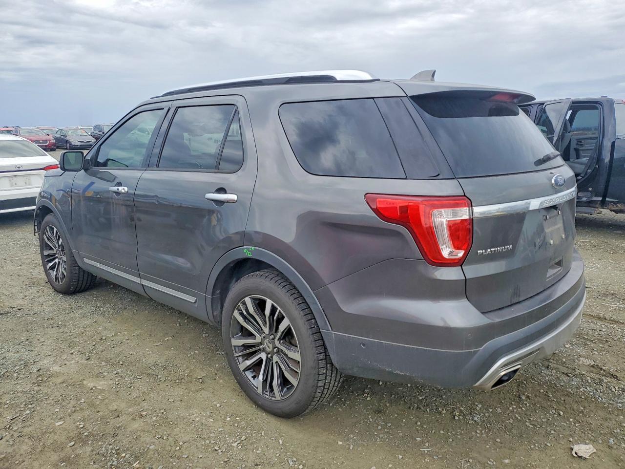2017 Ford Explorer Platinum