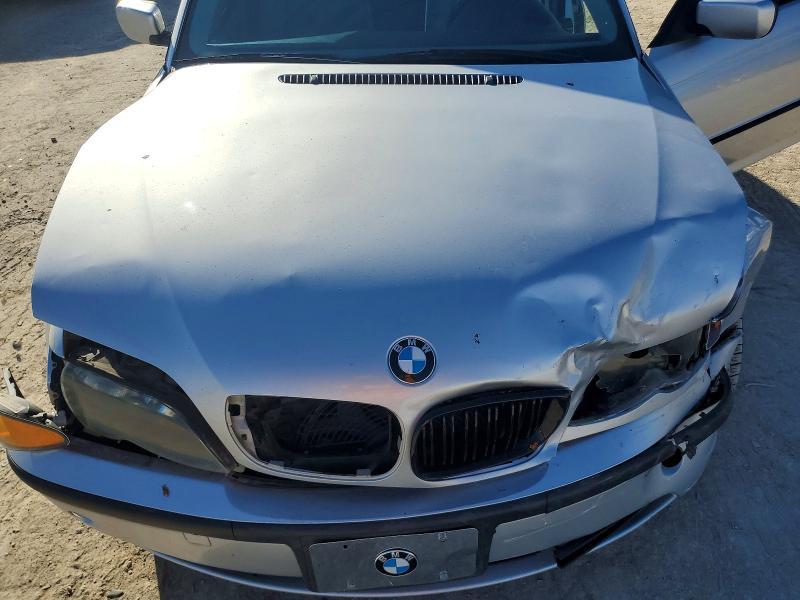2004 BMW 325 i