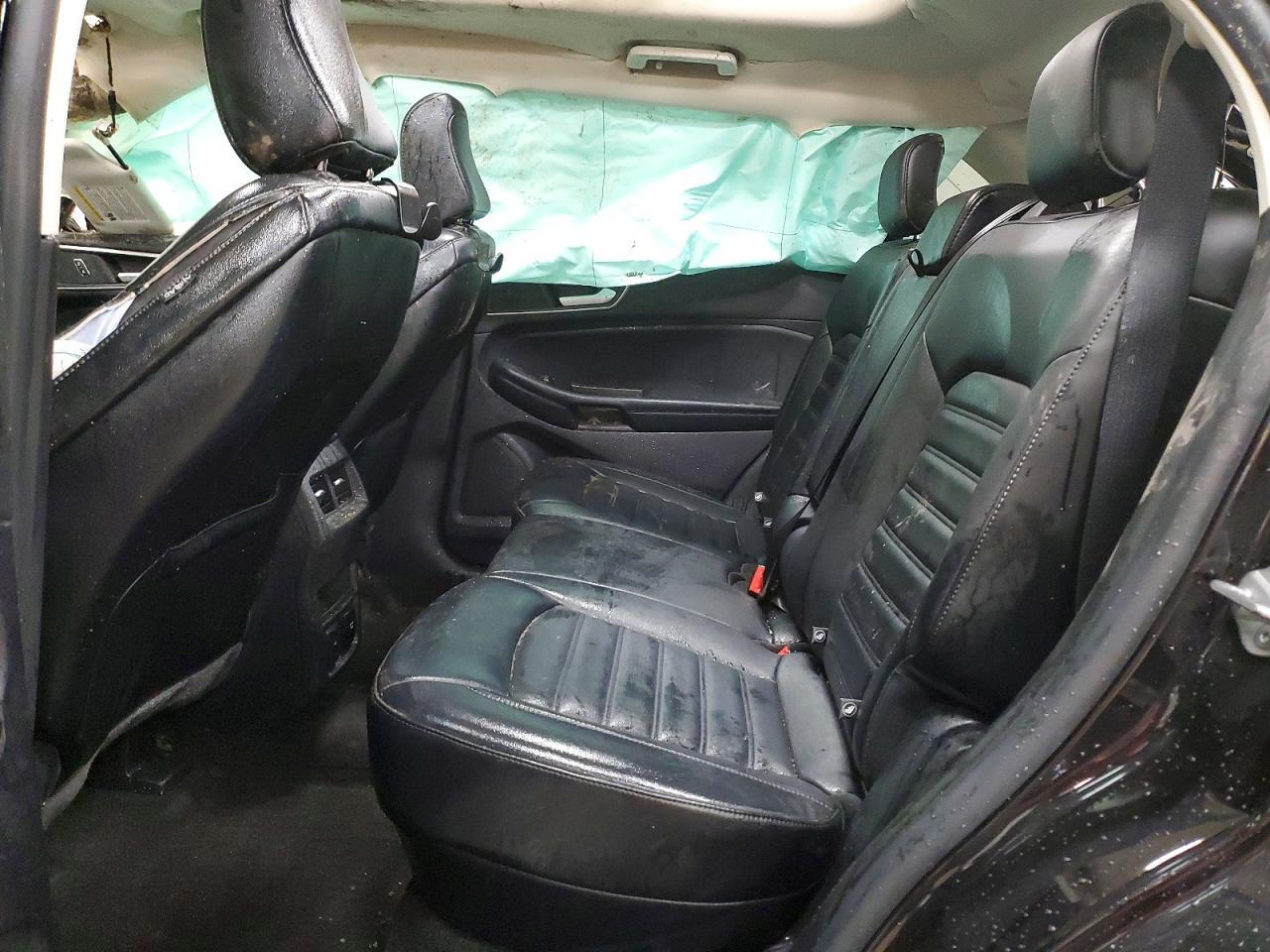 2020 Ford Edge sel