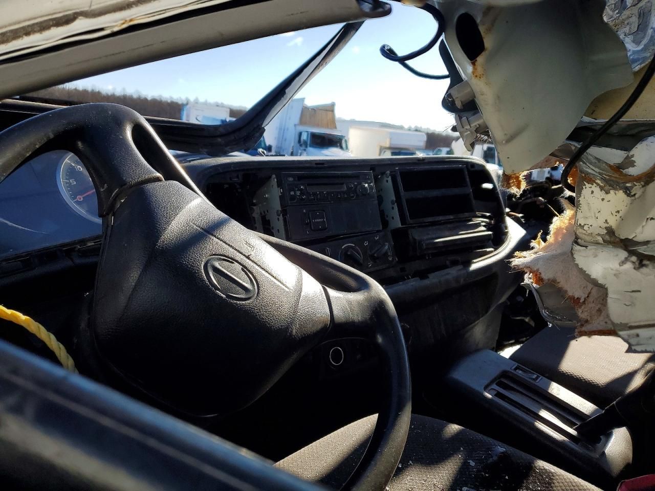 2011 Hino 258/268 Flatbed Truck