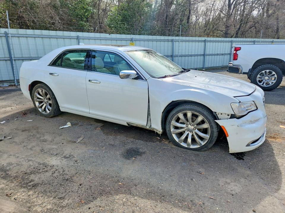 2016 Chrysler 300c