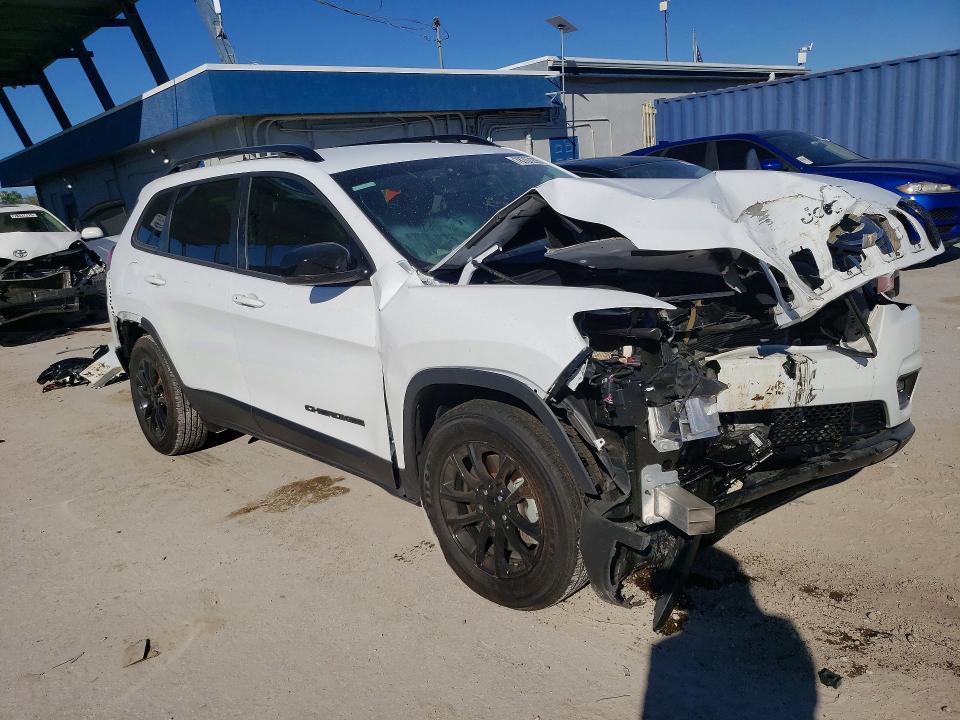 2023 Jeep Cherokee Altitude lux