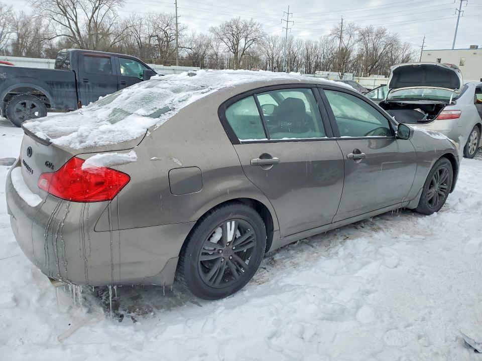2010 Infiniti G37