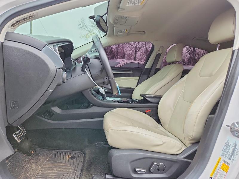 2015 Ford Fusion Titanium hev