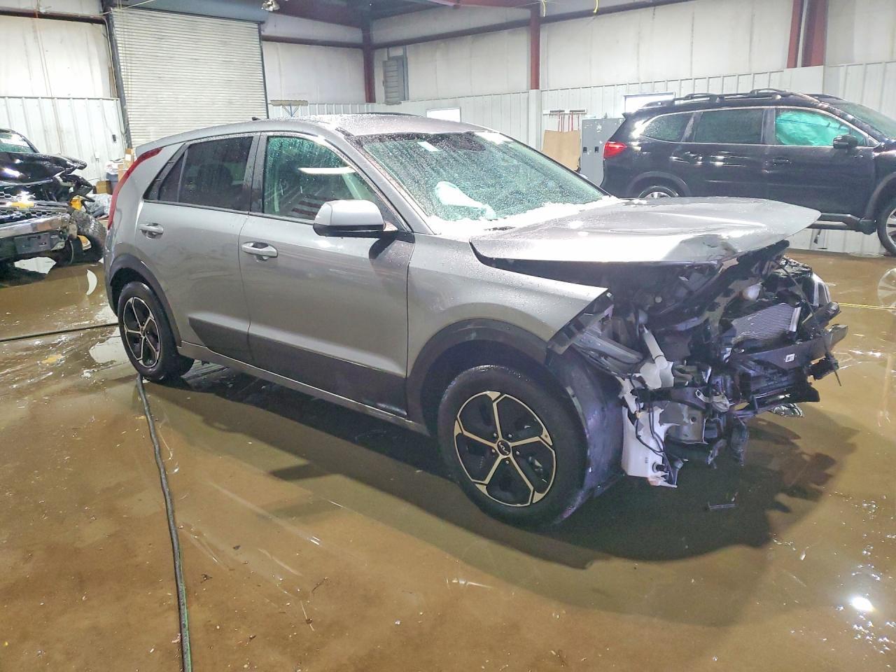 2026 KIA Niro lx
